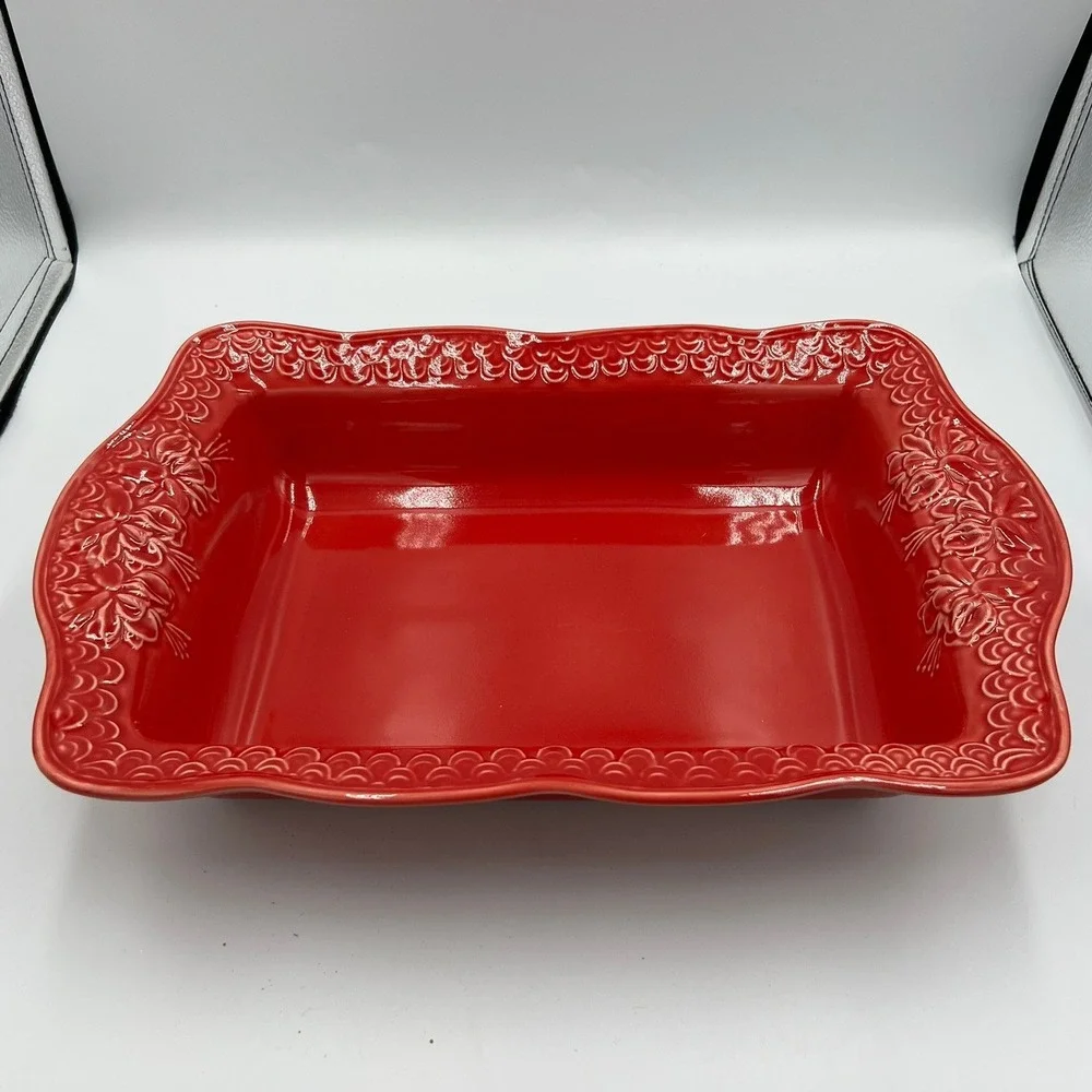 Mixcer SA Casserole Baker 16in Red Excellent Embossed Floral Stoneware